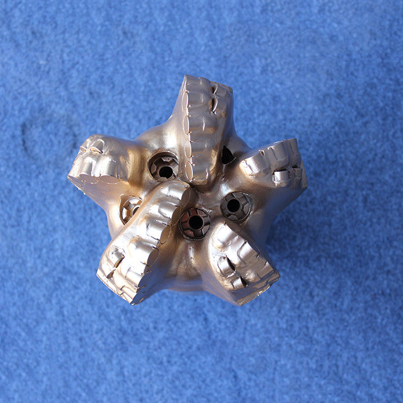 8 1/4 (209,6 mm) Perforazione per petrolio PDC con bassa abrasività ISO9001