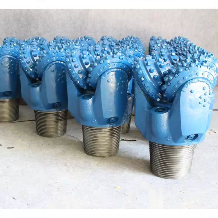 Peso del bit tricone 2-3/8 API Reg Thread Tricone Roller Bits per la perforazione del petrolio