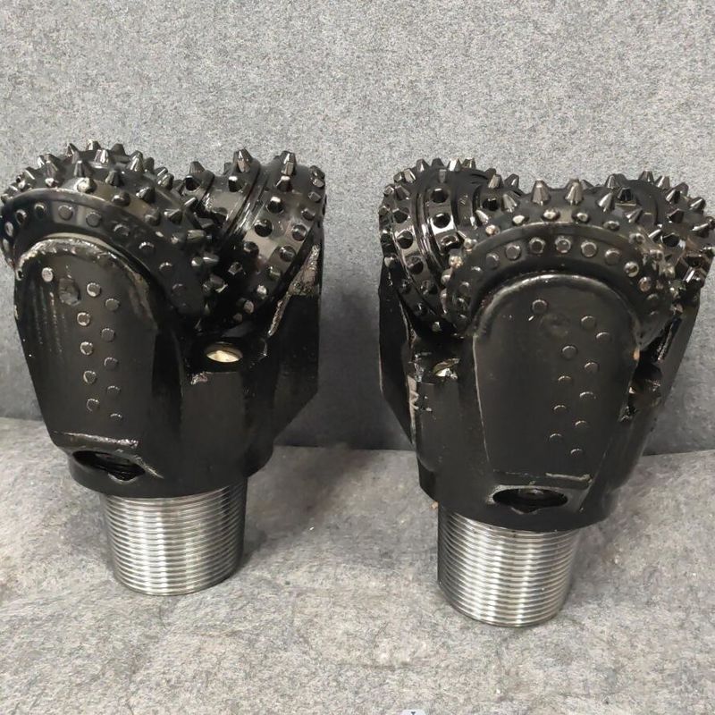 Bici di rulli di tricone di carburo forgiato per l'estrazione di petrolio e gas - Geologia basata sull'acqua Lunghezza lunga