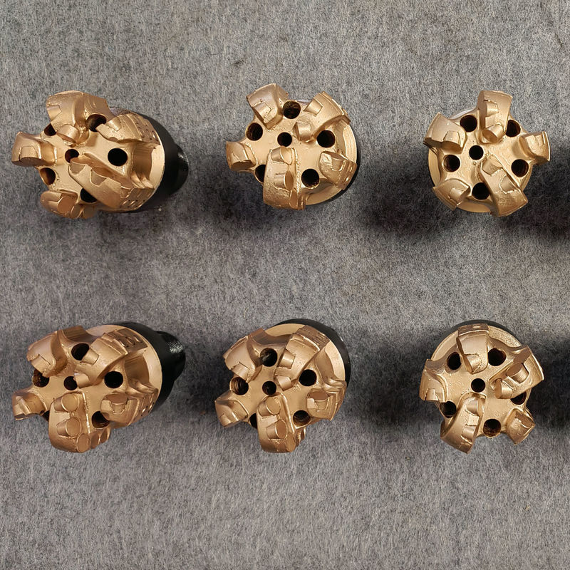 Punte PDC per pozzi d'acqua con frese fisse e frese PDC per operazioni di perforazione efficienti