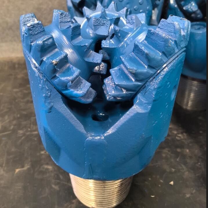 Denti di gomma sigillati, frantumati, roccia a rulli, dentini di acciaio, tricone, per la perforazione di pozzi
