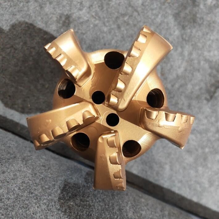 Personalizzare i bit di trivellazione PDC da 98 mm a 17 1/2 