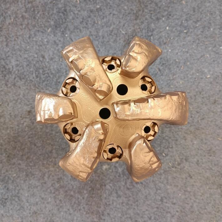 Diamante 98mm 3 lame Pdc angolo di arco per la trivellazione di pozzi d'acqua