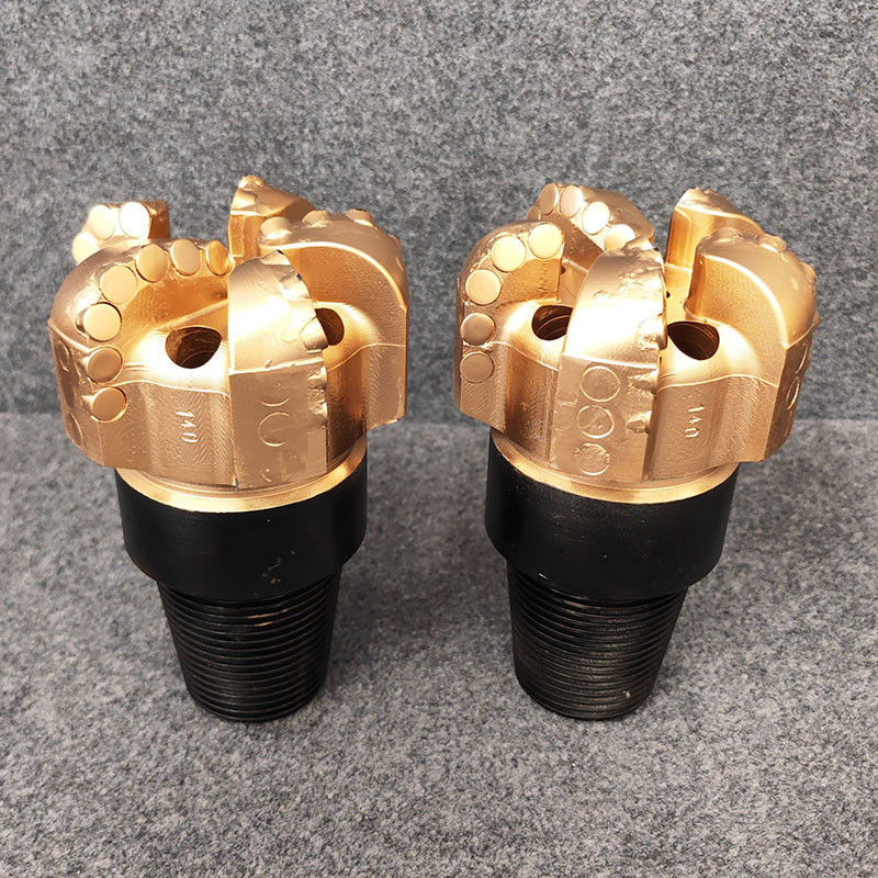 Perforazione efficiente attraverso sequenze di scisto da morbido a medio Controllo del grado di polimerizzazione Bits Produzione di gas 5 14-5