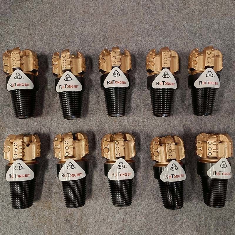 89mm 5 PDC Bits di trivellazione progettate su misura per formazioni morbide a medie morbide nelle applicazioni minerarie