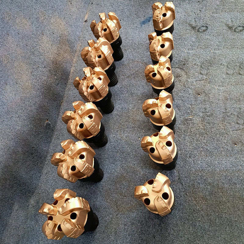 99 123 Disegno di utensili di perforazione PDC personalizzato Materiale del corpo in acciaio personalizzato da 98 mm a 3593.7 mm